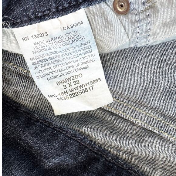 Wrangler Junior Girls Essential Mae Mid Rise Boot Cut Jeans Medium Wash 3x32 - Picture 9 of 9